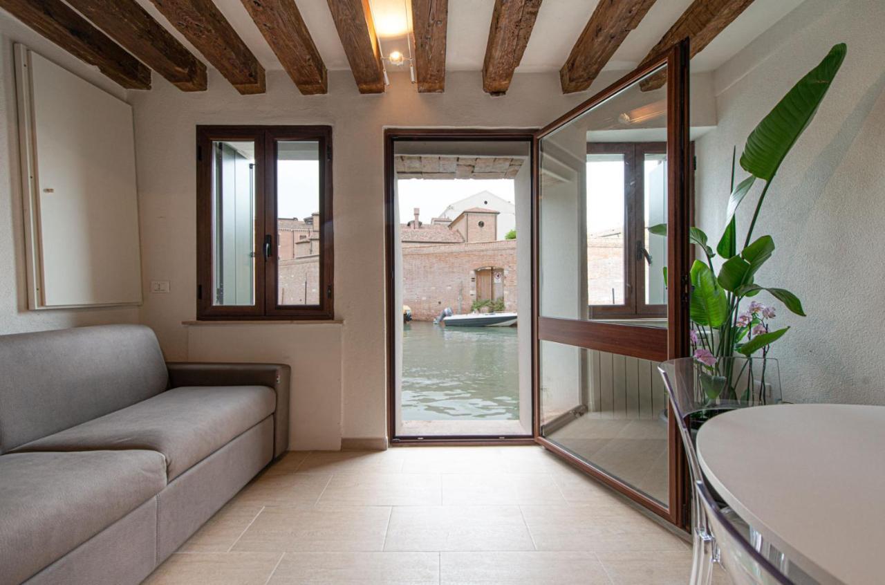 Ca' Leoncino - Venice Canal Front Apartment Exterior foto